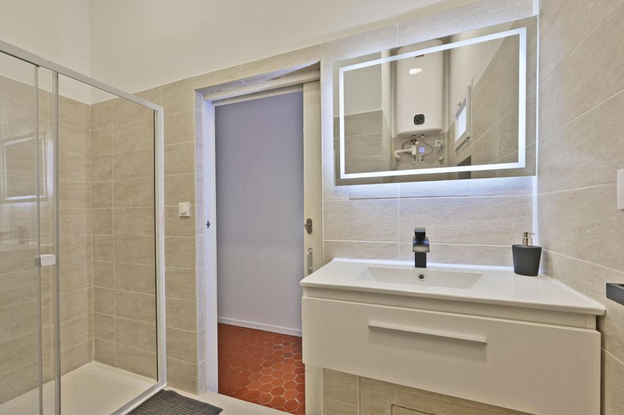 Apartament Au Roi Rene - Ac Clim - Wifi Awinion Zewnętrze zdjęcie